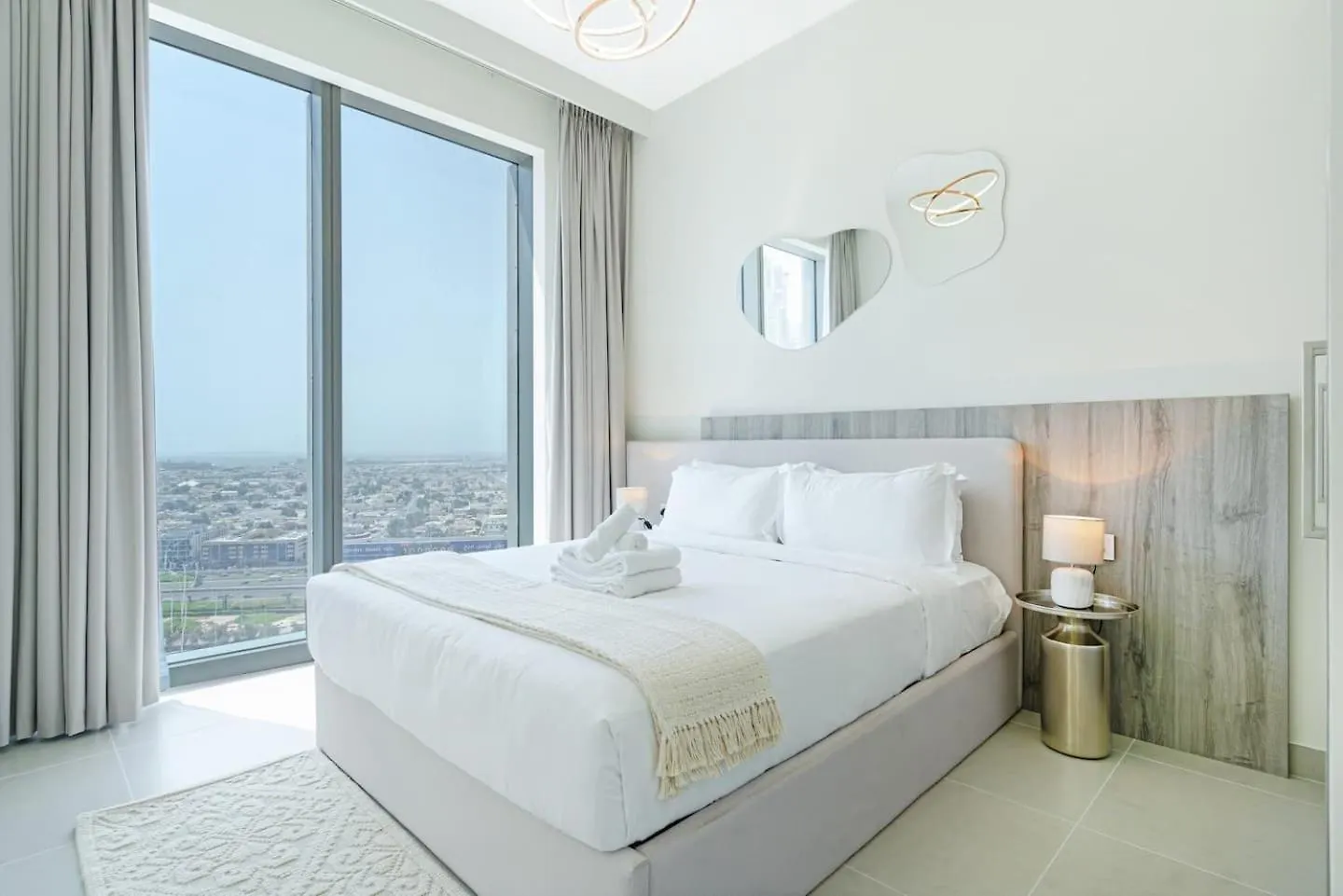شقة Downtown Flat Burj Khalifaoperametro-Sleeps 3! دبي