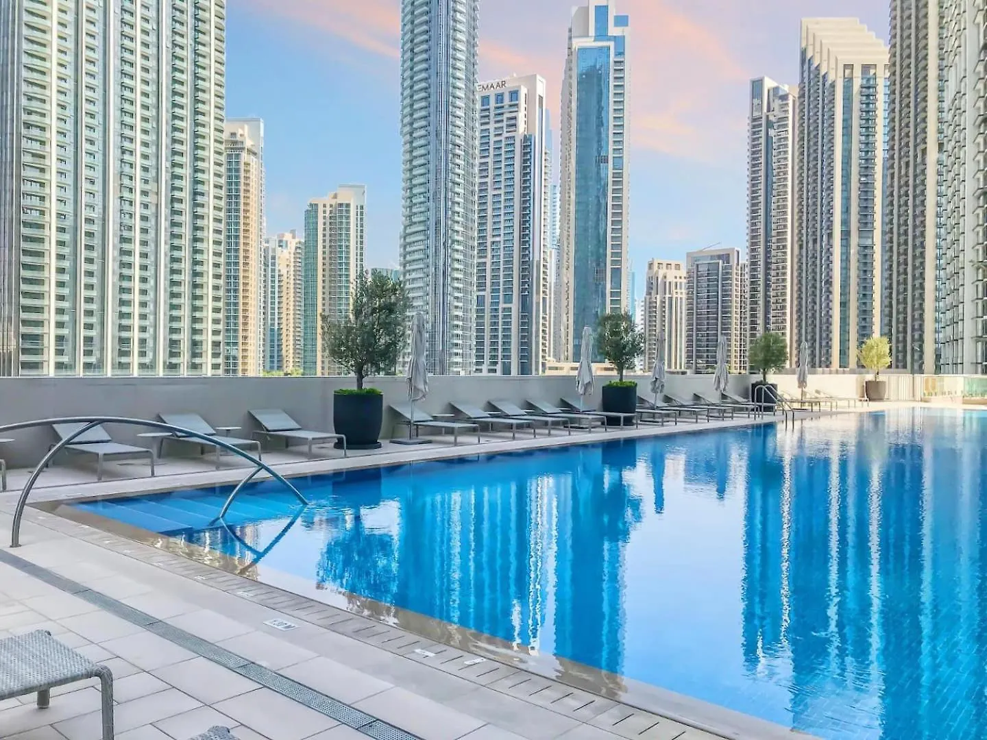 Downtown Flat Burj Khalifaoperametro-Sleeps 3! Apartment Dubai United Arab Emirates